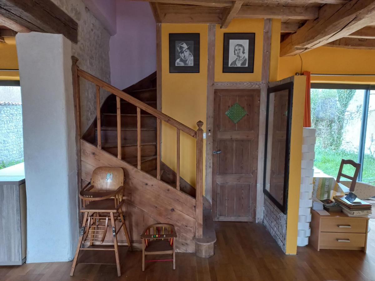Le Moulin D'Errol Villa Saint-Jean-dʼAngély Екстериор снимка